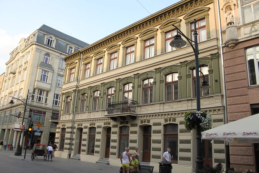 Miasto ponownie chce sprzedać kamienicę Fischera. Wcześniej wydało miliony na jej remont