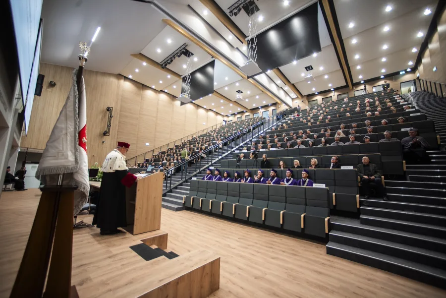 Rekrutacja na Politechnikę Łódzką 2026. Uczelnia otwiera ponad 4,5 tys. miejsc i wprowadza nowy kierunek