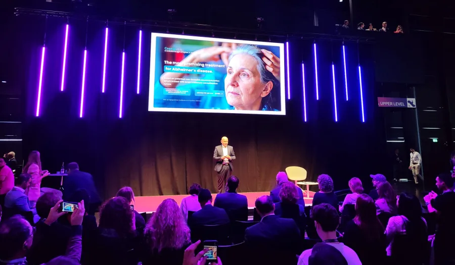 Łodzianin z przełomową technologią dla chorych na Alzheimera w finale globalnego szczytu w Bazylei