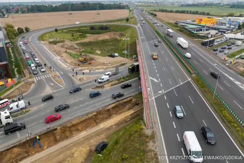 A2 Łódź–Warszawa coraz bliżej wielkiej przebudowy. Drogowcy wchodzą na węzły, jesienią prace mają wejść na autostradę