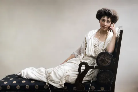 Daisy is crazy. Fascynująca historia o tym - jak angielska księżna odmieniła Zamek Książ