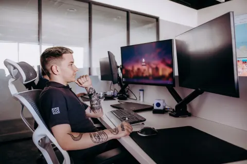 Z Łodzi monitorują zieloną energię w całej Europie. Pod kontrolą jest 2,5 GW mocy