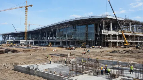 Terminal CPK wchodzi w fazę wyboru wykonawcy. Pięć konsorcjów, 60 dni i projekt, który ma zmienić mapę lotniczą Polski