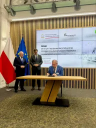 Politechnika Łódzka wchodzi do CESAR. AI, robotyka i technologie dla przemysłu oraz bezpieczeństwa