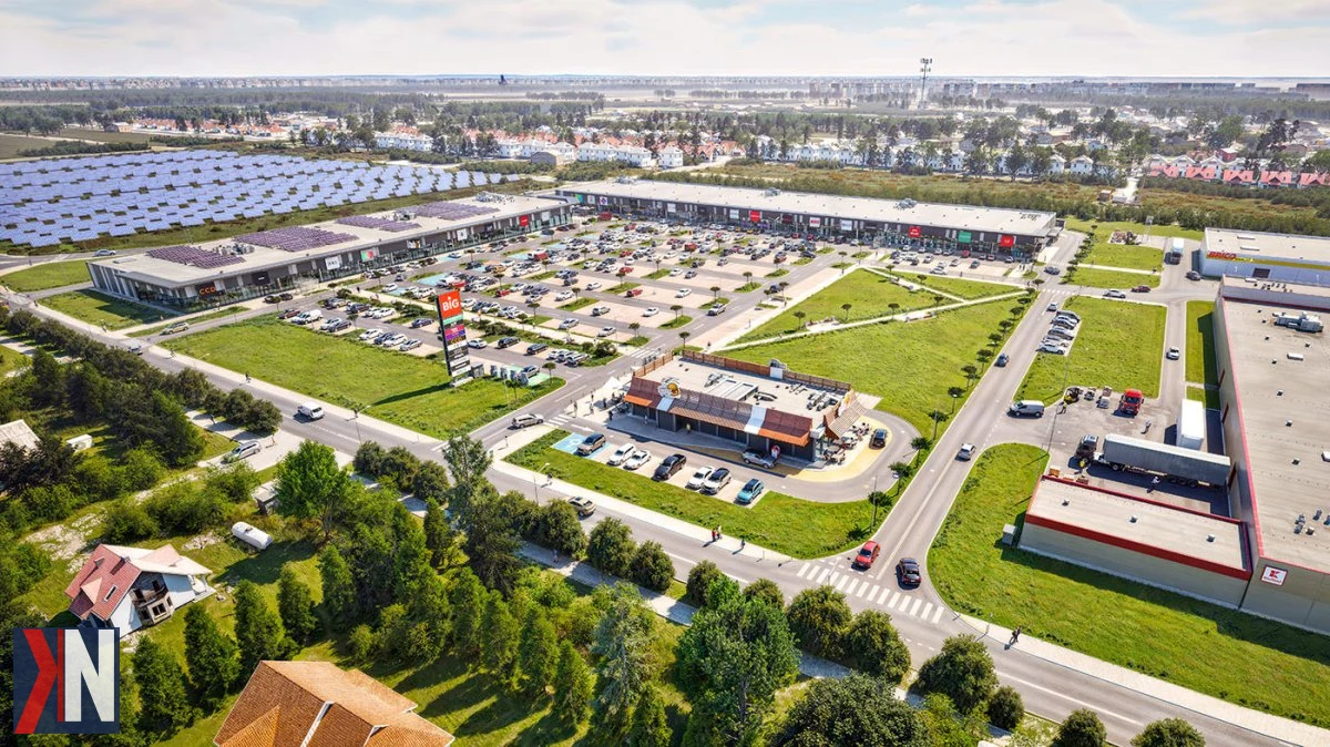 "Zdjęcie przedstawia wizualizację inwestycji BIG Konstantynów, nowego parku handlowego o powierzchni 21 tys. m², który powstaje na pograniczu Łodzi i Konstantynowa Łódzkiego. Projekt ten ma potencjał, aby zmienić zachodnią część aglomeracji i wpłynąć na lokalny rynek handlowy."