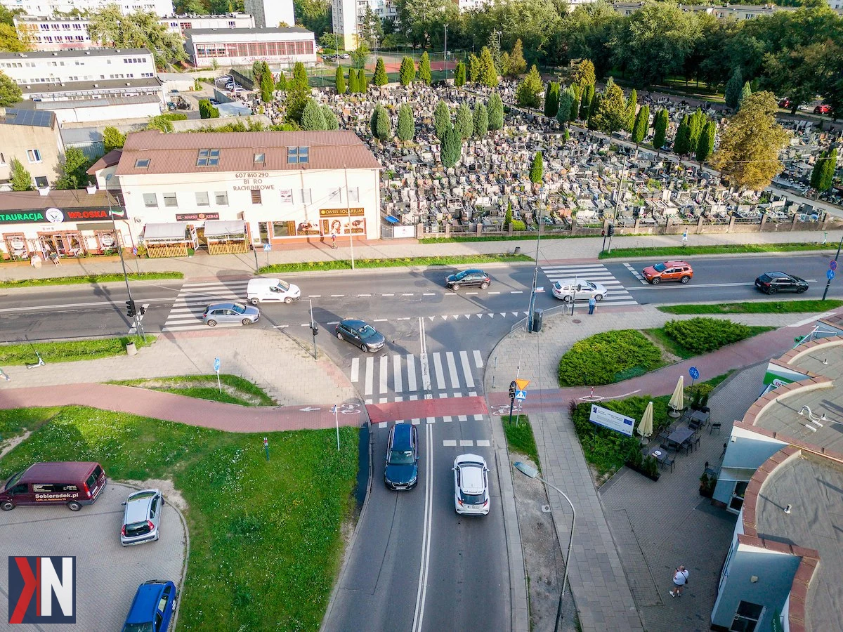 Przebudowa ulicy Retkińskiej w Retkini – wizualizacja nowego ronda turbinowego oraz ulepszonej infrastruktury rowerowej, które powstaną w wyniku modernizacji. Prace rozpoczną się 21 września, a ich celem jest poprawa komfortu i bezpieczeństwa ruchu drogowego.