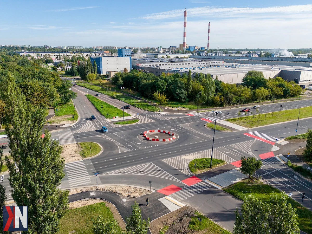 Trzy nowe ronda w Łodzi - projekty przebudowy skrzyżowań na Widzewie, Bałutach i Retkini. Zdjęcie ilustrujące zmiany na ulicach Dąbrowskiego i Lodowej, które poprawią komunikację w mieście.