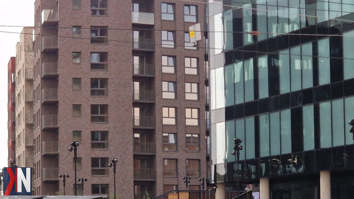Nowe Centrum Łodzi: Piotr Biliński omawia transformację urbanistyczną, gdzie zamiast tradycyjnego centrum miasta powstaje nowoczesne osiedle, które integruje nowe inwestycje i przestrzenie publiczne, kładąc nacisk na zrównoważony rozwój i dostępność.