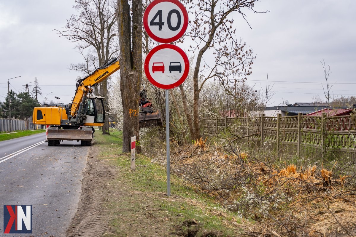 "Budowa drogi wojewódzkiej nr 473 na odcinku Łask–Teodory: podpisanie umowy z wykonawcą zainicjowało nową inwestycję wspieraną przez Zarząd Województwa Łódzkiego."