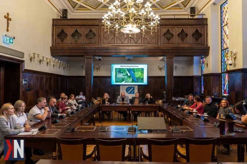 Bełchatów bez węgla - Radni w Rybniku i Żorach eksplorują nowe kierunki rozwoju miasta, inspirowani zmianami w lokalnej gospodarce i poszukiwaniu zrównoważonych rozwiązań ekologicznych.