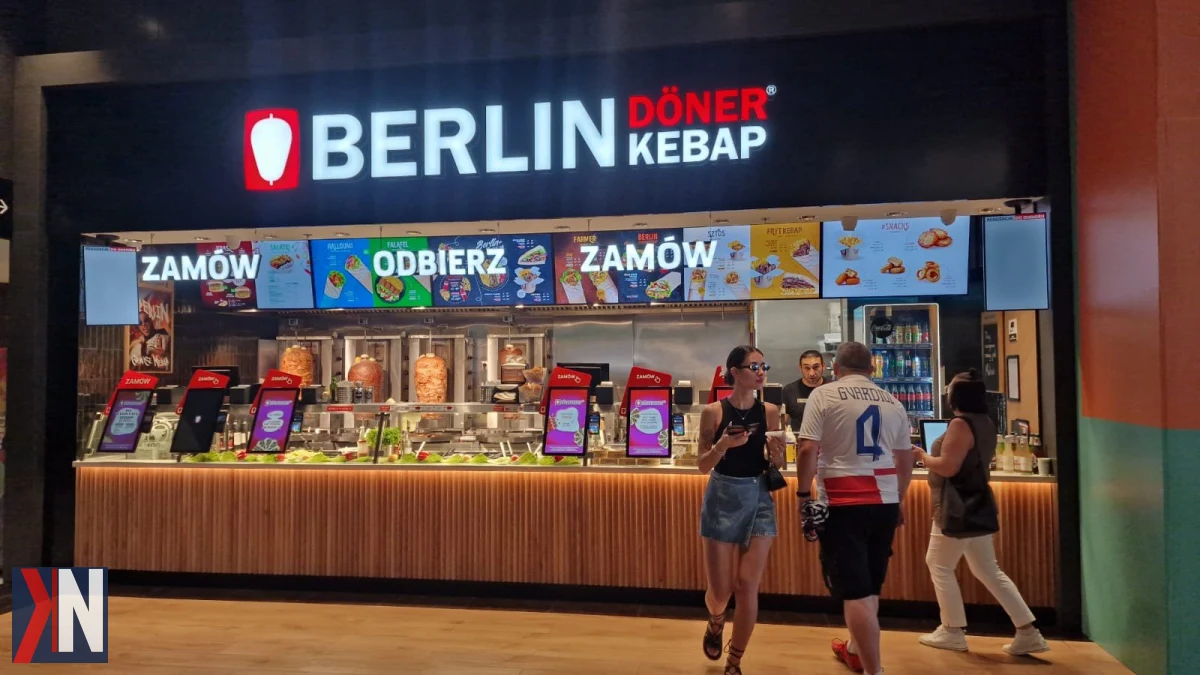 Wyjątkowy lokali Berlin Döner Kebap w łódzkiej Manufakturze - nowoczesna restauracja w nowym standardzie, oferująca pyszne kebaby i świeże składniki.