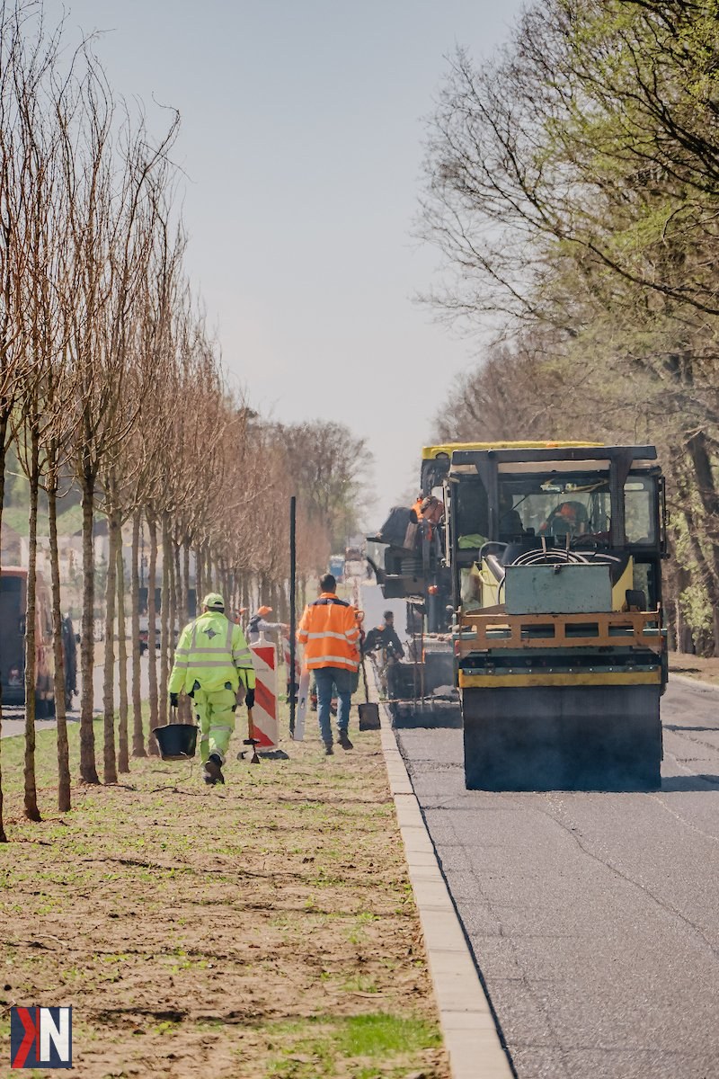 Błąd: We could not parse the JSON body of your request. (HINT: This likely means you aren't using your HTTP library correctly. The OpenAI API expects a JSON payload, but what was sent was not valid JSON. If you have trouble figuring out how to fix this, please contact us through our help center at help.openai.com.) (invalid_request_error)