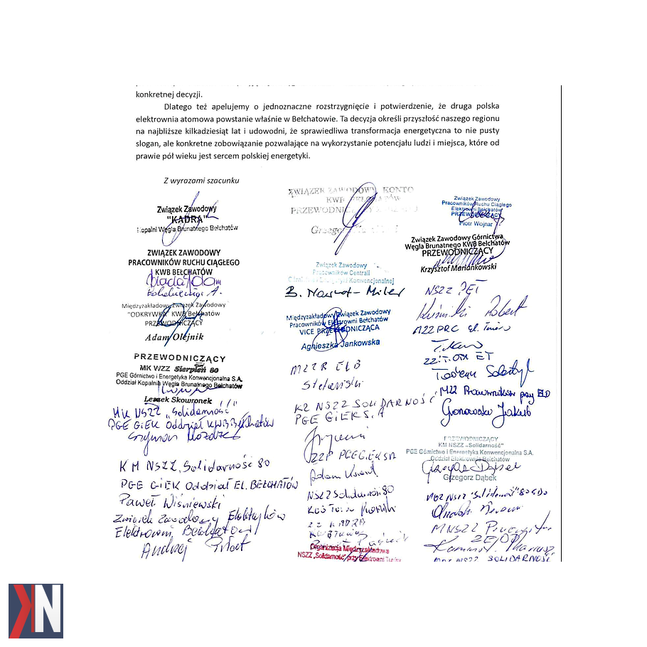 "Związki zawodowe z PGE Górnictwo i Energetyka Konwencjonalna wysyłają list do premiera Donalda Tuska, domagając się szybkiej decyzji w sprawie budowy drugiej elektrowni atomowej w Bełchatowie. Na zdjęciu przedstawiono członków związków podczas spotkania, podkreślających znaczenie tej inwestycji dla lokalnej społeczności."