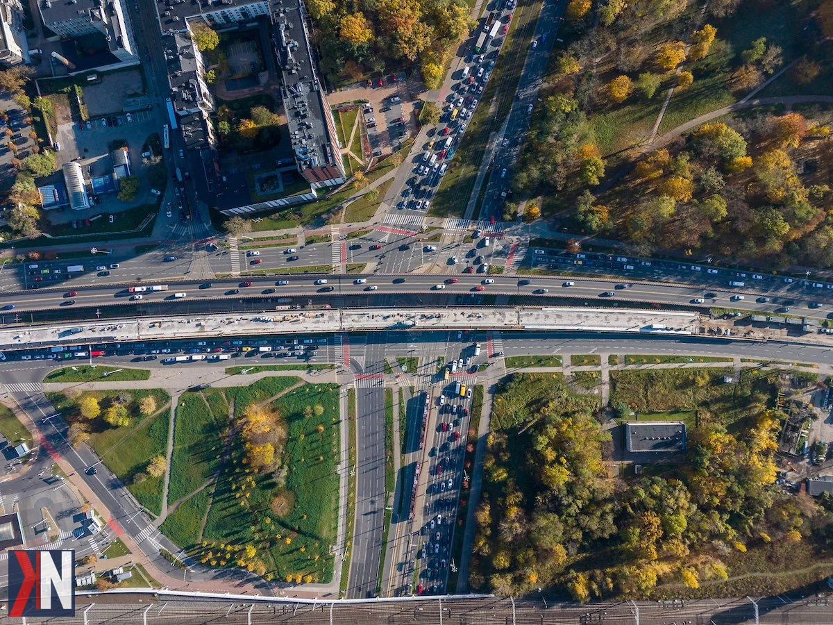 Na estakadzie na Włókniarzy w Łodzi leją setki metrów sześciennych betonu. Prace wyprzedzają harmonogram