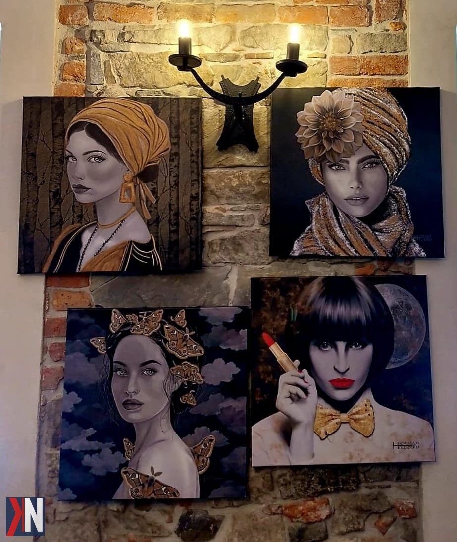 Alt tekst: "Stylowy miszmasz Color Art Poland w Lanckoronie - połączenie malarstwa, mody i świętojańskiej energii w malowniczej scenerii drewnianych domów i brukowanego rynku."