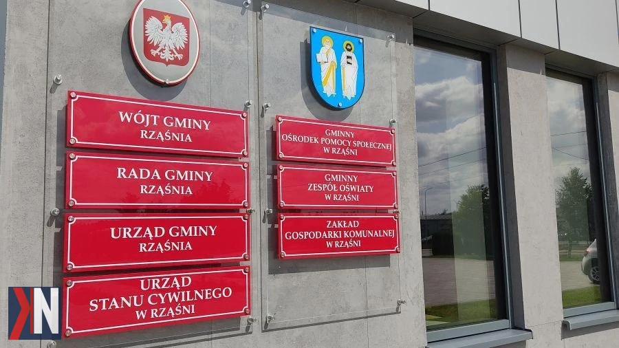 Modernizacja oczyszczalni ścieków w gminie Rząśnia - kolejna próba znalezienia wykonawcy po nieudanym przetargu. Zdjęcie przedstawia oczyszczalnię, która wymaga modernizacji, z nadzieją na nowe możliwości dla lokalnego rozwoju i ochrony środowiska.