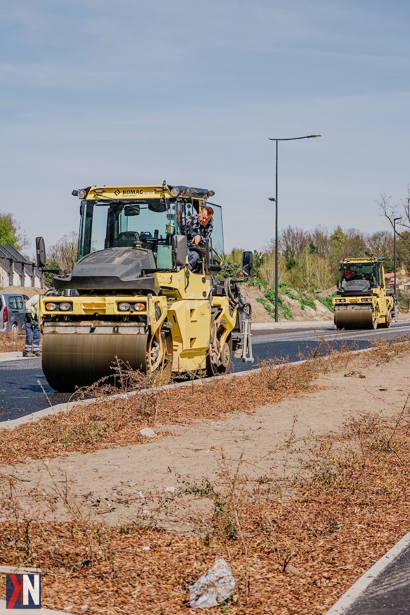 Błąd: We could not parse the JSON body of your request. (HINT: This likely means you aren't using your HTTP library correctly. The OpenAI API expects a JSON payload, but what was sent was not valid JSON. If you have trouble figuring out how to fix this, please contact us through our help center at help.openai.com.) (invalid_request_error)